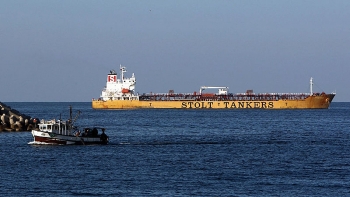 Tàu chở dầu của Anh bị cướp biển tấn công ngoài khơi bán đảo Ả Rập