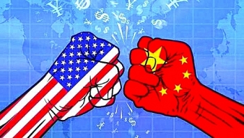 Căng thẳng Mỹ-Trung gây bất lợi đến giá dầu trong dài hạn