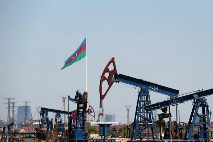 Giá dầu của Azerbaijan tăng hơn 6 USD