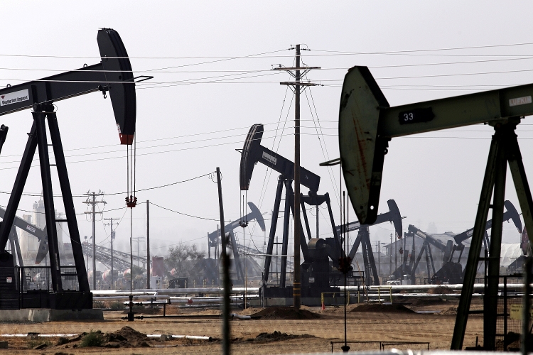 Tổng thống Putin: Giá dầu sẽ tăng chóng mặt nếu nguồn cung của Nga bị hạn chế