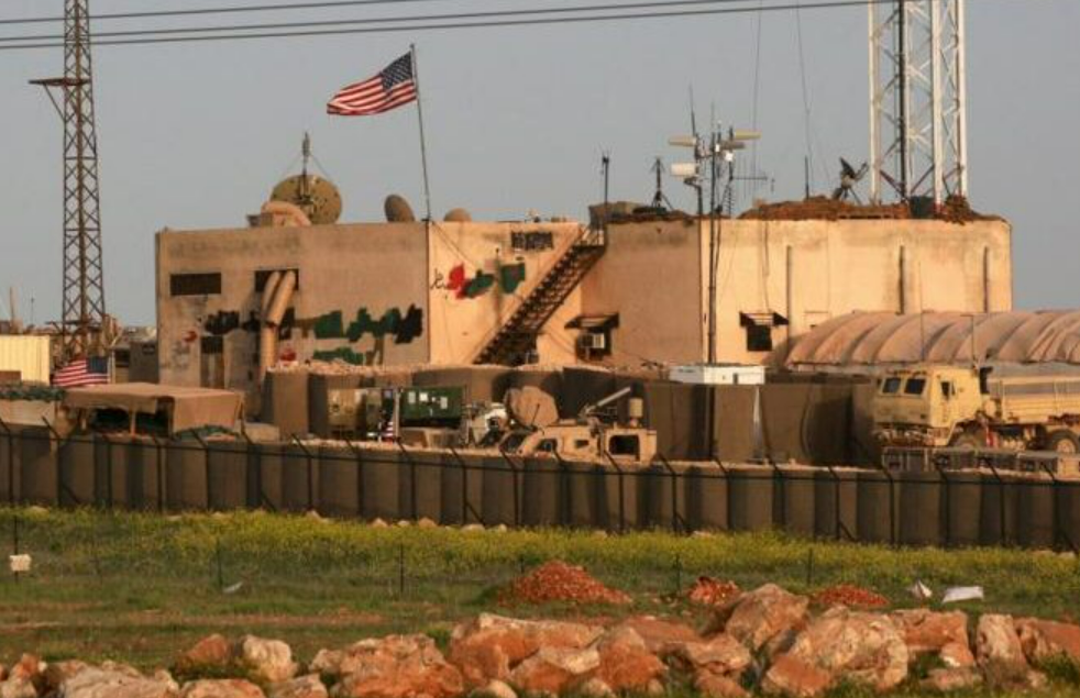 Căn cứ quân sự gần mỏ dầu ở Syria của Mỹ bị tấn công