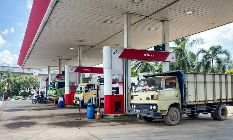 Indonesia có thể tăng 30% giá xăng dầu