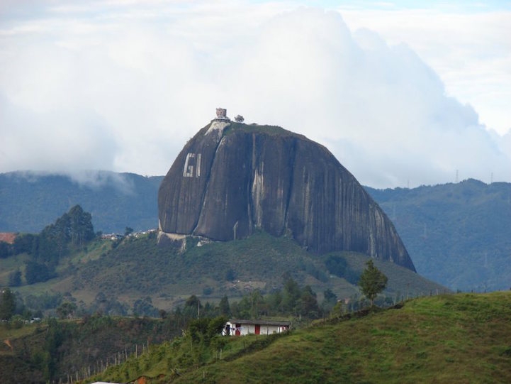 ly giai chu cai tren tang da cao 2135 m thu hut khach du lich tai colombia