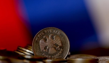 Myanmar bắt đầu mua các sản phẩm dầu của Nga bằng đồng rúp