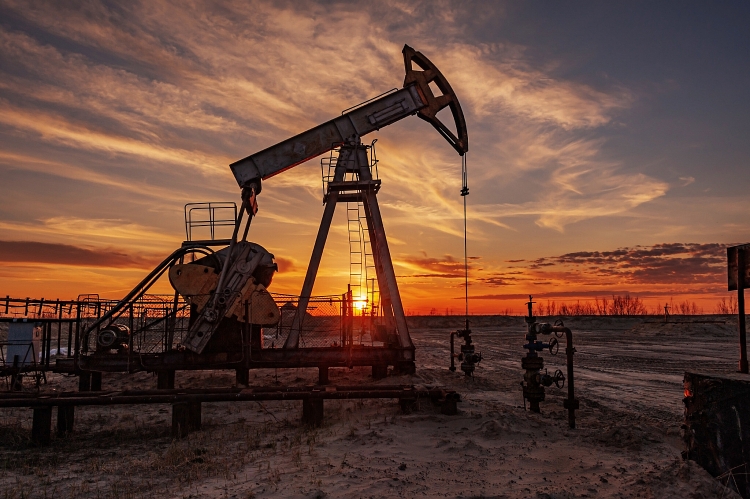 Phương Tây đang làm mất đi 5-6 triệu thùng dầu mỗi ngày