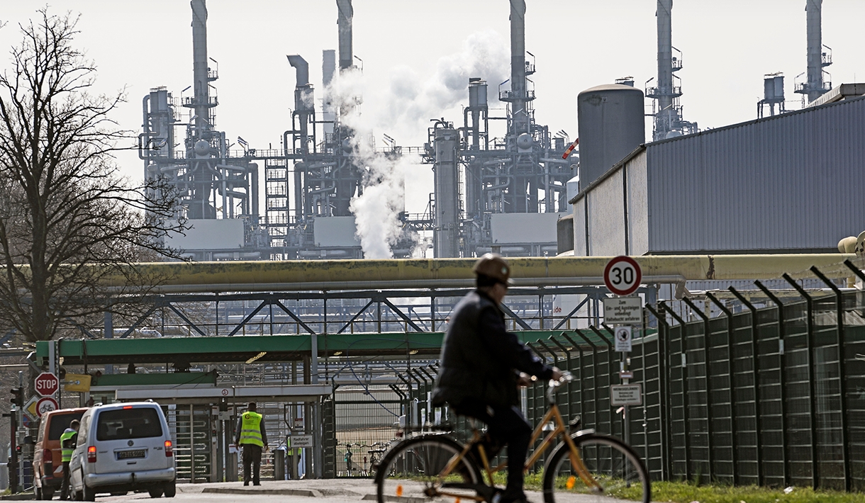 Nga có thể ngừng cung cấp dầu cho hai nhà máy của Đức
