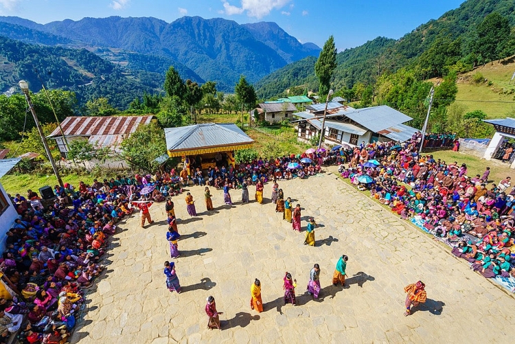 bhutan-giong-nhu-xu-so-than-tien-qua-loi-ke-cua-du-khach-viet-15