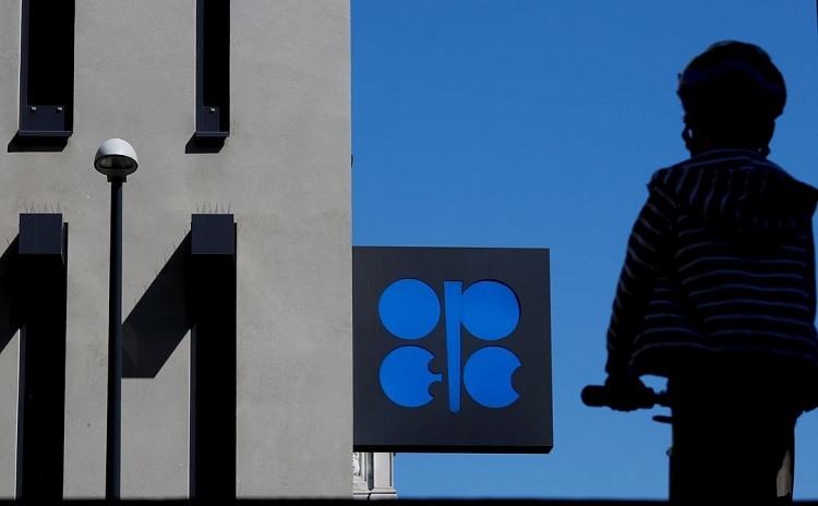 OPEC+ có thể quyết định cắt giảm từ 500.000 - 1 triệu thùng trong lần họp tới