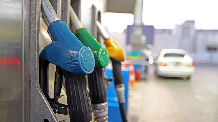 UAE giảm giá nhiên liệu bán lẻ trong tháng 10