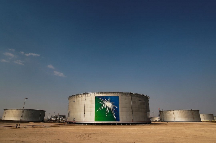 Ả Rập Xê-út có thể tăng giá dầu thô trong tháng 11 tại thị trường châu Á