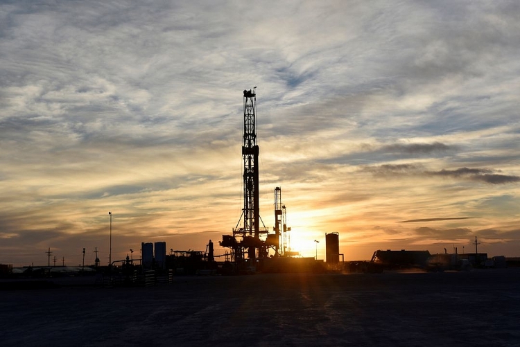 Số lượng giàn khoan dầu khí của Mỹ giảm lần đầu tiên sau 4 tuần