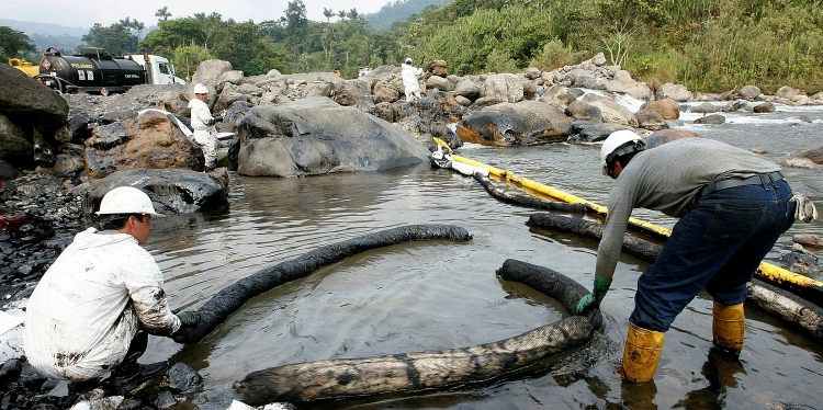 Đường ống dẫn dầu tư nhân của Ecuador báo cáo sự cố tràn dầu