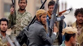 Việc Houthi tấn công cảng dầu của Yemen có nguy cơ ảnh hưởng đến nguồn cung toàn cầu