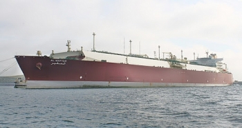 Con tàu vận chuyển LNG lớn nhất thế giới cập cảng Trung Quốc