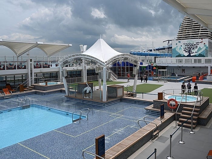 Bên trong “chuyến du ngoạn đến hư không” đầu tiên ở Singapore