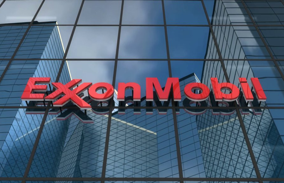 Exxon cắt giảm tới 300 người ở Canada