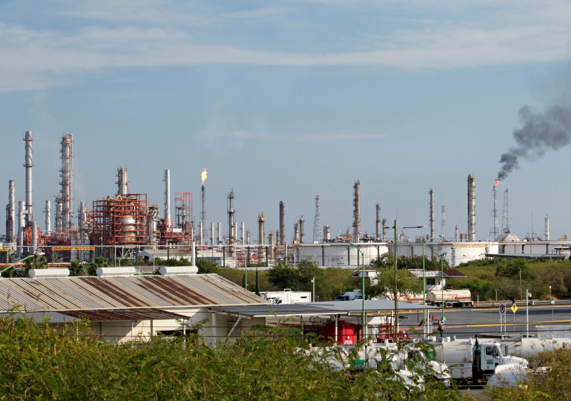 Nhà máy lọc dầu của Pemex hoạt động bình thường sau hai vụ nổ khí đốt