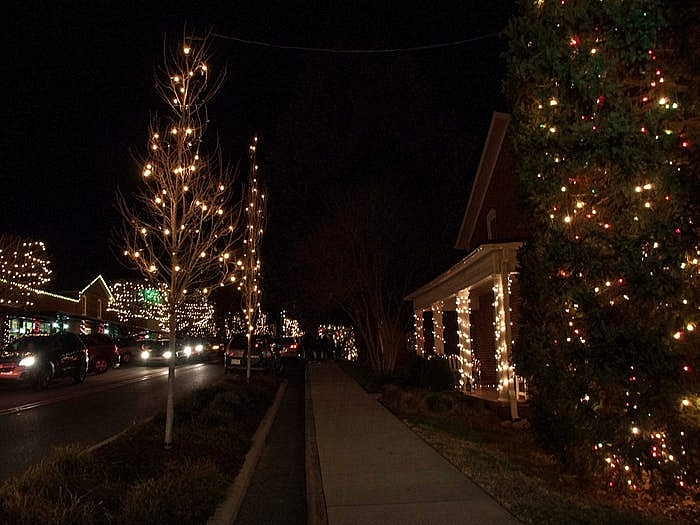 Các thị trấn ở Mỹ rực rỡ mùa Giáng sinh