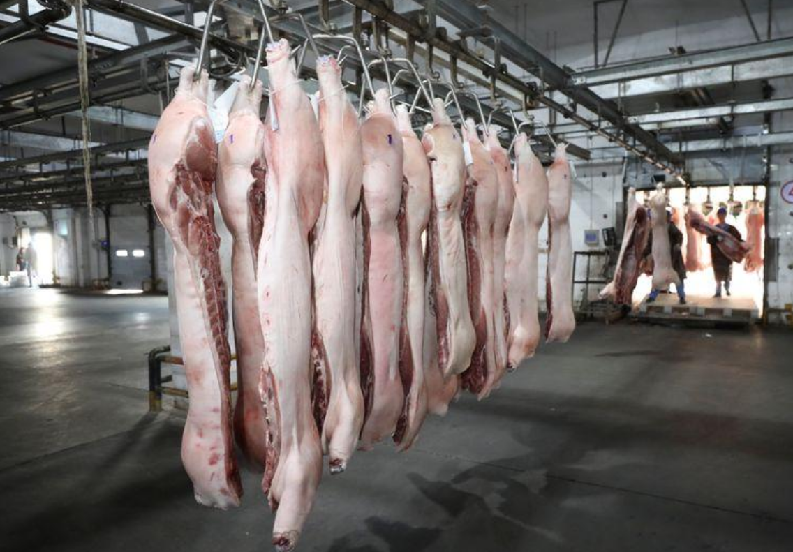 Trung Quốc đang xuất kho hàng chục nghìn tấn thịt đông lạnh khi dịp Tết Nguyên đán đang cận kề