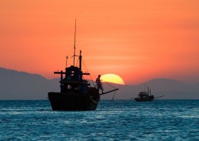 Báo cáo kinh ngạc về trữ lượng dầu khí tiềm năng ở Biển Đông
