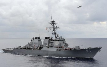 Sự kiện USS Curtis: Trung Quốc vẫn chưa hết cay cú!