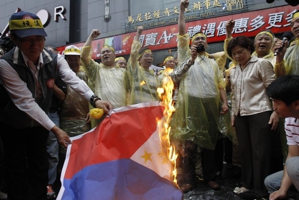 Chưa hết hạn tối hậu thư, Đài Loan đã trả đũa Philippines