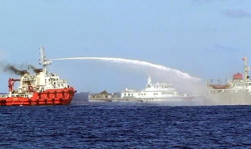 Trung Quốc đang áp dụng "3 chiêu thức chiến tranh" mới ở Biển Đông?