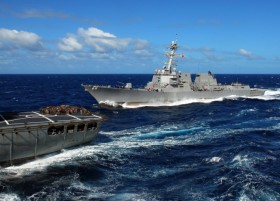 Tàu chiến Mỹ, Philippines sẽ chạm mặt tàu Trung Quốc ở Scarborough?
