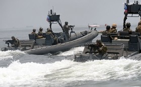 Philippines sẽ triển khai hải quân, không quân tới gần khu vực tranh chấp trên Biển Đông