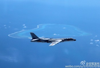 Biển Đông: Máy bay ném bom Trung Quốc bay qua bãi cạn Scarborough
