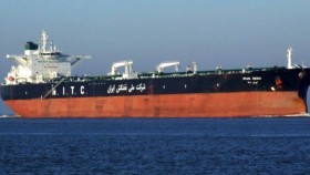 Iran tăng cường thêm 4 siêu tàu chở dầu