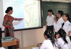 Khánh Hòa: Đưa nội dung Hoàng Sa, Trường Sa vào chương trình giảng dạy