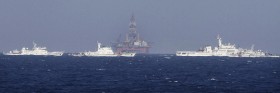 Trung Quốc tập trận bảo vệ giàn khoan ở Biển Đông