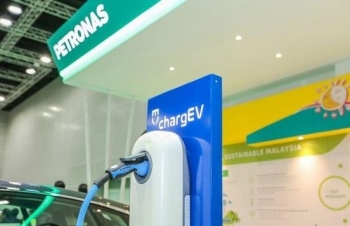 Petronas sẽ lắp đặt 100 trạm sạc xe điện ở Malaysia vào năm 2018