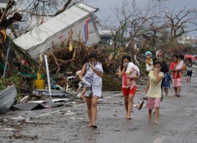 Thế giới sốc trước thảm họa do bão Haiyan gây ra tại Philippines