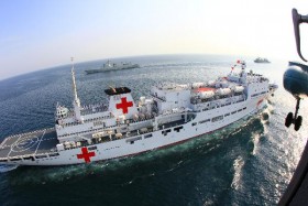 Nhóm cứu hộ đợt đầu của Trung Quốc đến Philippines