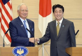 Nhật Bản cảnh báo Malaysia về ý định của Trung Quốc trên Biển Đông