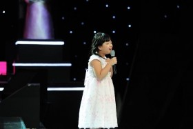 Con gái diễn viên Chiều Xuân hóm hỉnh tại The Voice Kids