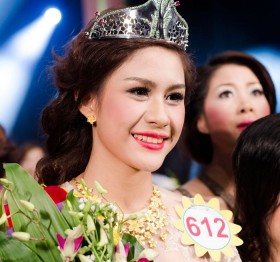 Lô Thị Hương Trâm là Nữ hoàng Trang sức Việt Nam 2013