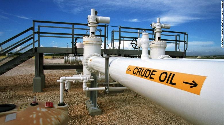 Nhà Trắng: Tất cả các lựa chọn đều đang được cân nhắc để giải quyết vấn đề giá dầu tăng cao
