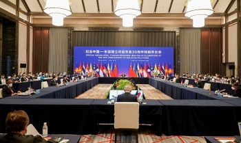 Hội nghị đặc biệt các Bộ trưởng Ngoại giao ASEAN-Trung Quốc  về khu vực và Biển Đông