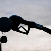 Giá xăng dầu tăng, Tổng thống Mỹ Biden kêu gọi OPEC+ tăng sản lượng