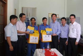 ​Công đoàn Dầu khí thăm và tặng quà tại Quảng Nam