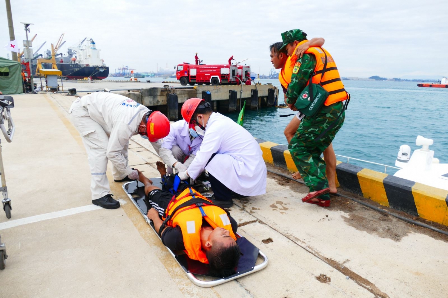 BSR tham gia tổng duyệt thực binh ứng phó tràn dầu tại tỉnh Quảng Ngãi