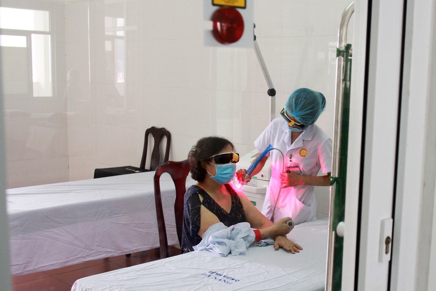 BSR tài trợ số thiết bị y tế trị giá 4 tỷ đồng cho bệnh viện C Đà Nẵng