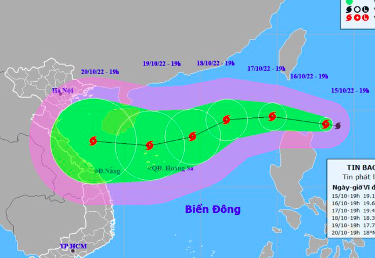 Bão Nesat vào biển Đông trong 24 giờ tới, miền Trung tiếp tục mưa lớn