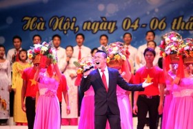 Công đoàn Dầu khí Việt Nam tham gia Liên hoan nghệ thuật quần chúng CNVCLĐ năm 2013