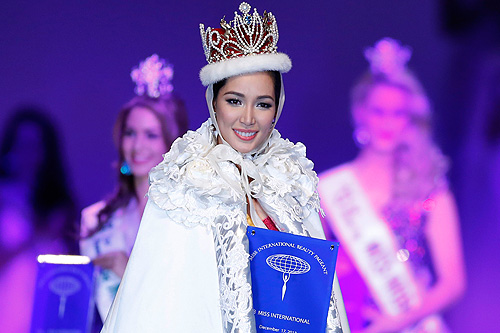 Người đẹp Philippines đăng quang Hoa hậu Quốc tế 2013