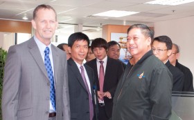 Bộ trưởng Bộ Quốc phòng Thái Lan thăm và làm việc với Hoàng Long Hoàn Vũ JOC’s