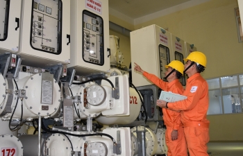 EVN sẵn sàng đảm bảo cung cấp điện phục vụ nhân dân cả nước dịp Tết Nguyên đán Kỷ Hợi 2019